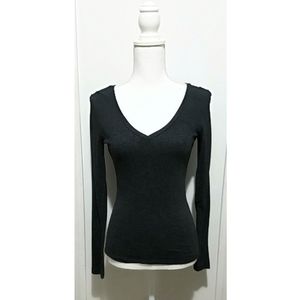 V Neck long selve shirt
